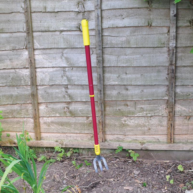 Gardenpro Deluxe Telescopic Hand Fork (RC503)