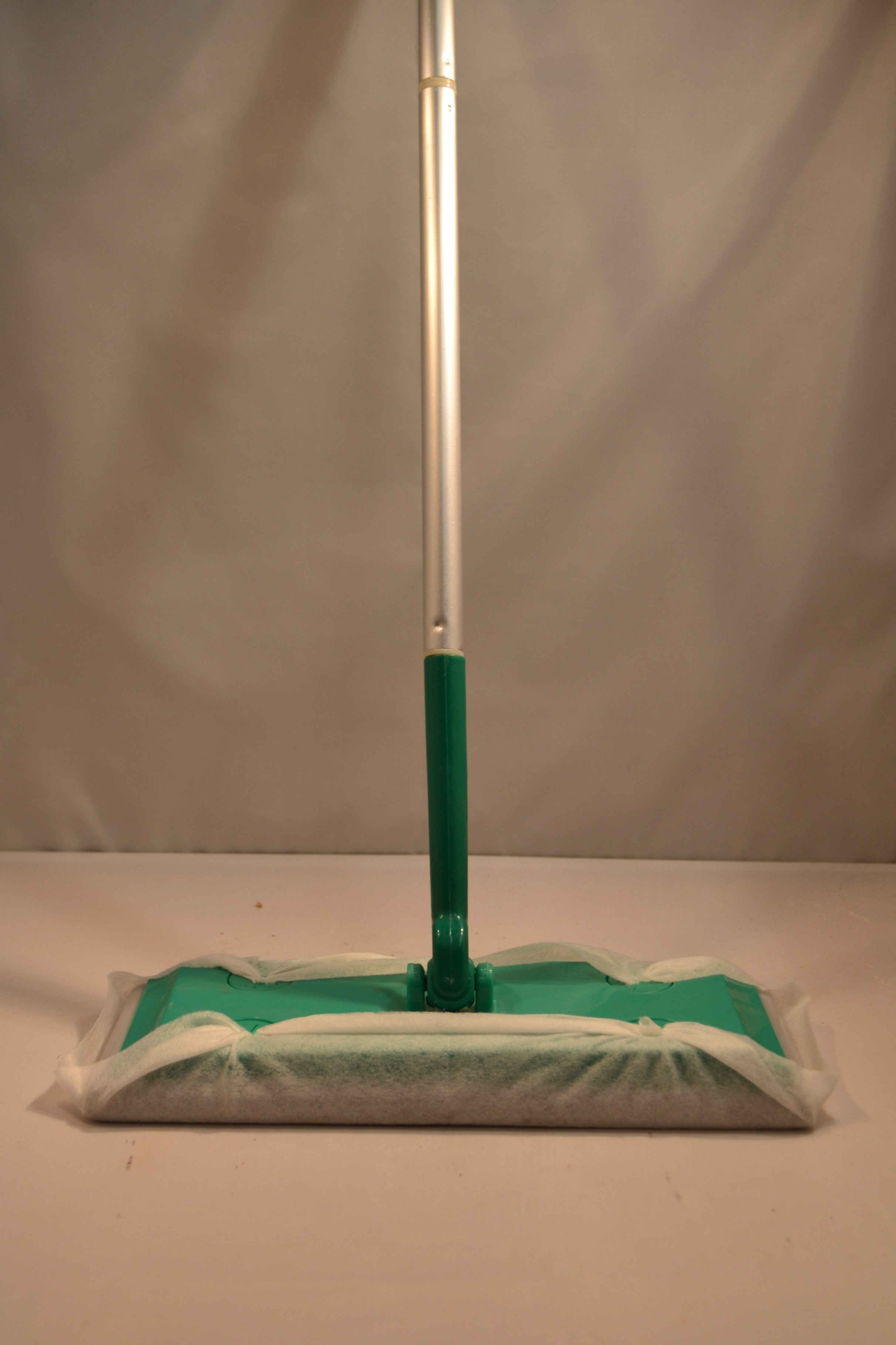 Elliott - Floor Duster With 6 Cloths