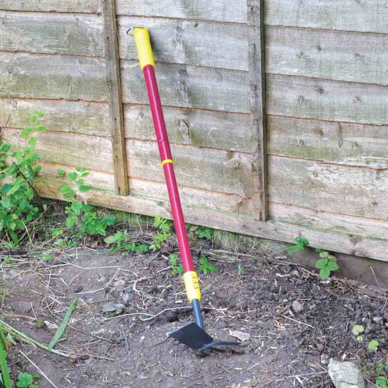 Gardenpro Deluxe Telescopic 3 Prong Weeder & Hoe (RC504)